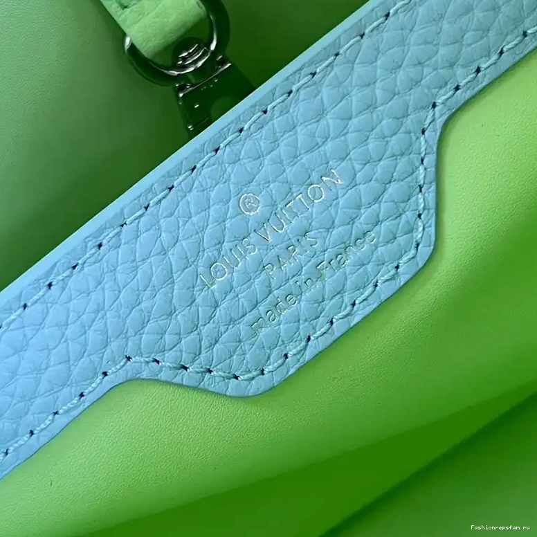 Fashionreps LV 2408YA0106 Bags 0525